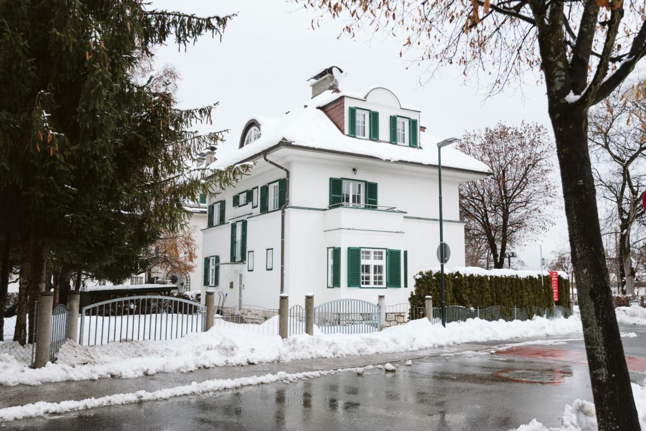 Villa Gelbmann - Ferienwohnungen Velden 벨덴암워스에르시 외부 사진